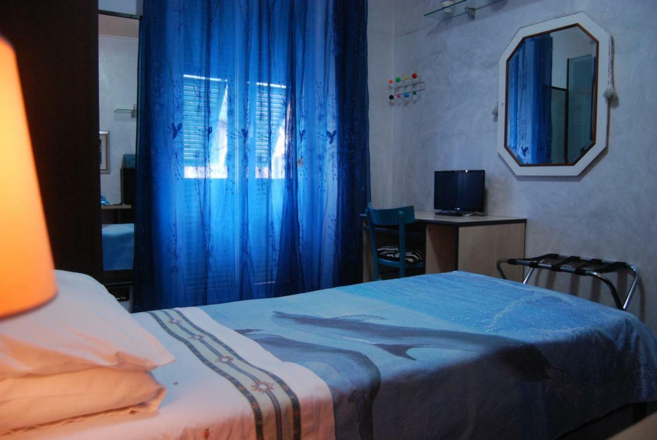 Casa Mama Pensión Génova